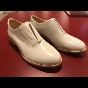 CLARKS Edenvale Opal Leather Slip-on Woman’s S-9.5